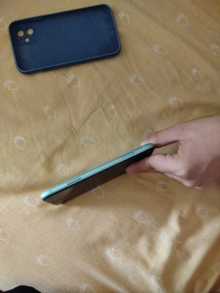 iPhone 11 Apple