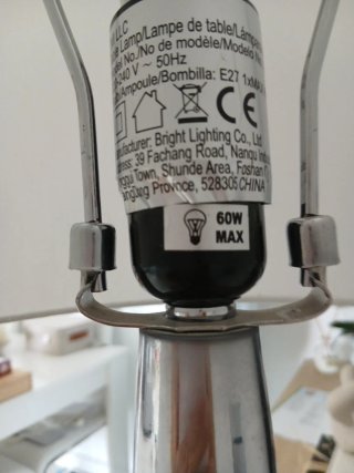Lámpara de Pie de Aluminio 68 cm alto y 34