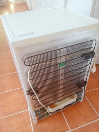 Nevera Congelador vertical Ansonic 85cm Alto Blanc