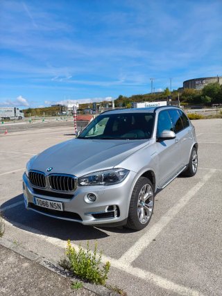 BMW X5 2017 híbrido enchufable 313cv