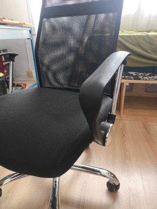Silla de oficina negra