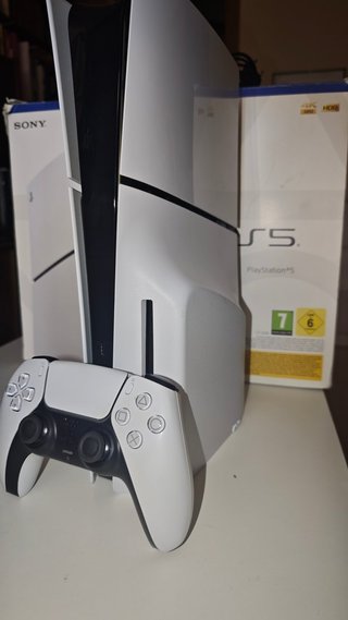 PERFECTA CON MAGIA Playstation 5 Slim DISCO 1Tb