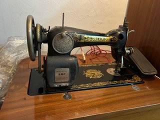 Máquina de coser antigua Singer