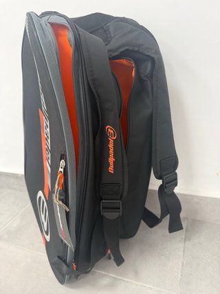 Paletero Bullpadel Negro