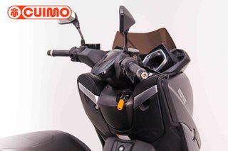 YAMAHA XMAX 400