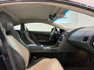 Aston Martin Vantage V8 4.7 Coupé Sportshift