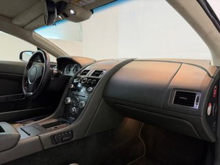 Aston Martin Vantage V8 4.7 Coupé Sportshift
