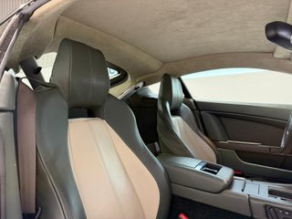 Aston Martin Vantage V8 4.7 Coupé Sportshift
