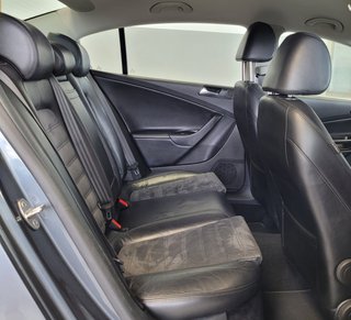 Volkswagen Passat 2010