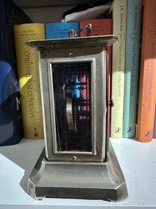Reloj de carruaje antiguo funciona