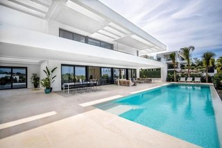 Chalet en alquiler en Los Naranjos en Marbella
