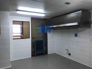 Local comercial en alquiler en San Isidro - Los Almendros en Alcalá de Henares