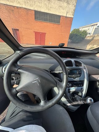 Citroen Xsara Picasso 2006 pegatina B