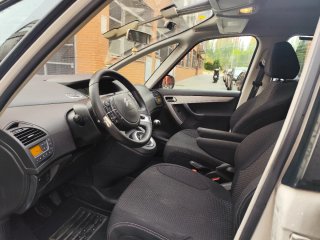 Citroen Grand C4 Picasso 2012
