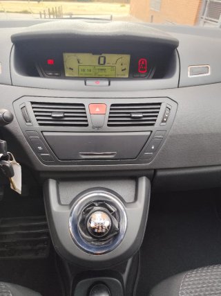 Citroen Grand C4 Picasso 2012