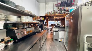 R-7940893 Traspaso Bar Restaurante en Sants