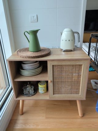 Mueble auxiliar madera y ratán