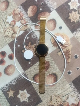 Reloj Inteligente Dorado