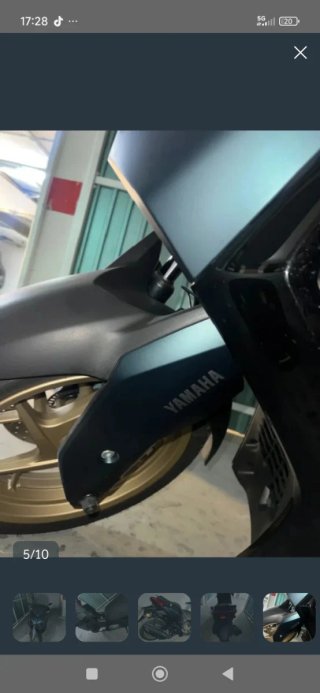 Yamaha X-Max 125 con variador polini y cúpula depo