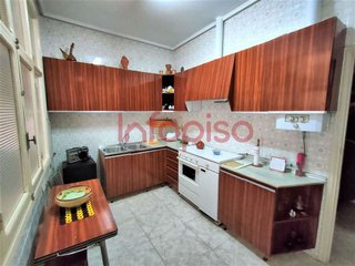 Chalet en venta en Los Llanos - Av. de los Estudiantes en Valdepeñas
