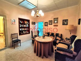 Chalet en venta en Los Llanos - Av. de los Estudiantes en Valdepeñas