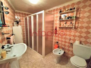 Chalet en venta en Los Llanos - Av. de los Estudiantes en Valdepeñas