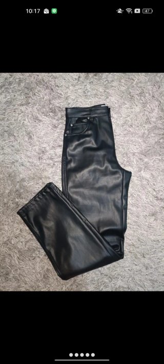 Pantalones de cuero negros