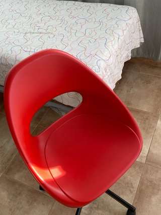 Silla de escritorio Ikea roja