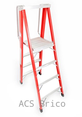 Escalera Fibra Tijera 2x4 - 1,14 Metros - 10400 - Mader