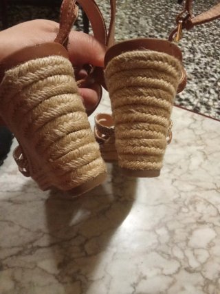 Sandalias Geox con cuña