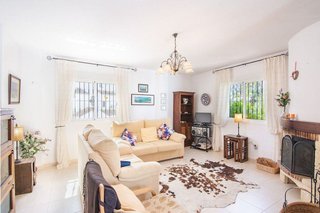 Chalet en venta en Urbanización Santa Rosa en Torrox