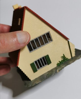 Casa moderna con garage maqueta escala 1:87 H0