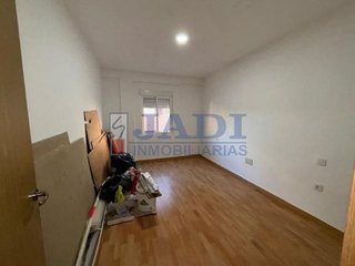 Piso en venta en Los Llanos - Av. de los Estudiantes en Valdepeñas