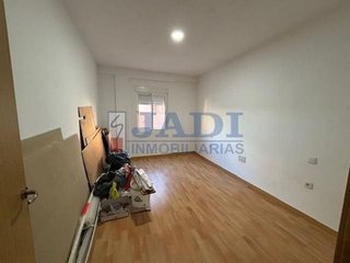 Piso en venta en Los Llanos - Av. de los Estudiantes en Valdepeñas