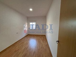 Piso en venta en Los Llanos - Av. de los Estudiantes en Valdepeñas