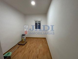 Piso en venta en Los Llanos - Av. de los Estudiantes en Valdepeñas