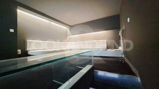 Local comercial en venta en Barrio de Abando en Bilbao