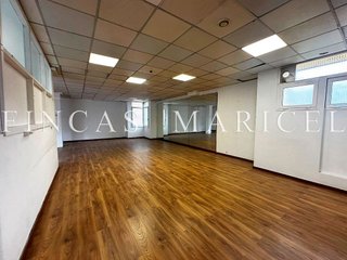 Local comercial en alquiler en Aiguadolç - Sant Sebastià en Sitges