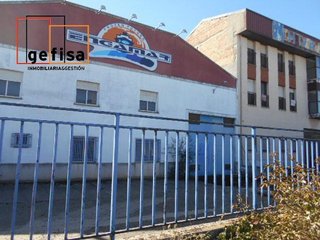 Nave industrial en alquiler en Los Llanos - Av. de los Estudiantes en Valdepeñas