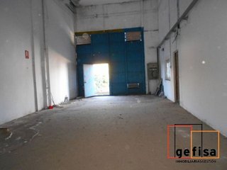 Nave industrial en alquiler en Los Llanos - Av. de los Estudiantes en Valdepeñas