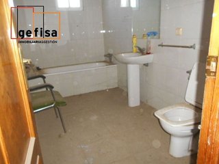 Nave industrial en alquiler en Los Llanos - Av. de los Estudiantes en Valdepeñas
