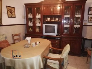 Casa adosada en venta en Zona Convento - Virgen de la Cabeza en Valdepeñas