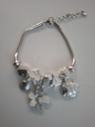 Pulsera de Acero con Abalorios