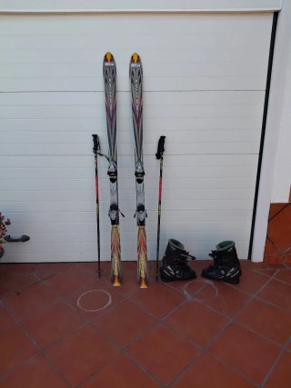 Equipo de Esquí Rossignol con Botas Talla 45