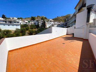 Casa adosada en venta en Cómpeta