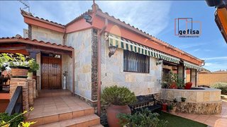 Chalet en venta en Zona Norte - Nueva Valdepeñas en Valdepeñas