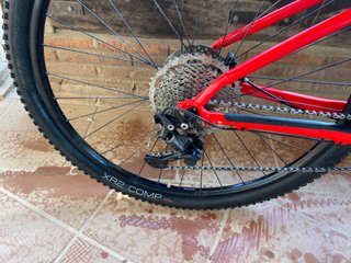 Bicicleta Trek Roja y Amarilla