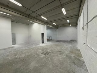 Nave industrial en alquiler en Los Olivos - Los Ángeles - Perales del río en Getafe