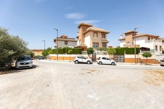 Chalet en venta en Huétor Vega