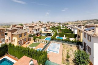 Chalet en venta en Huétor Vega